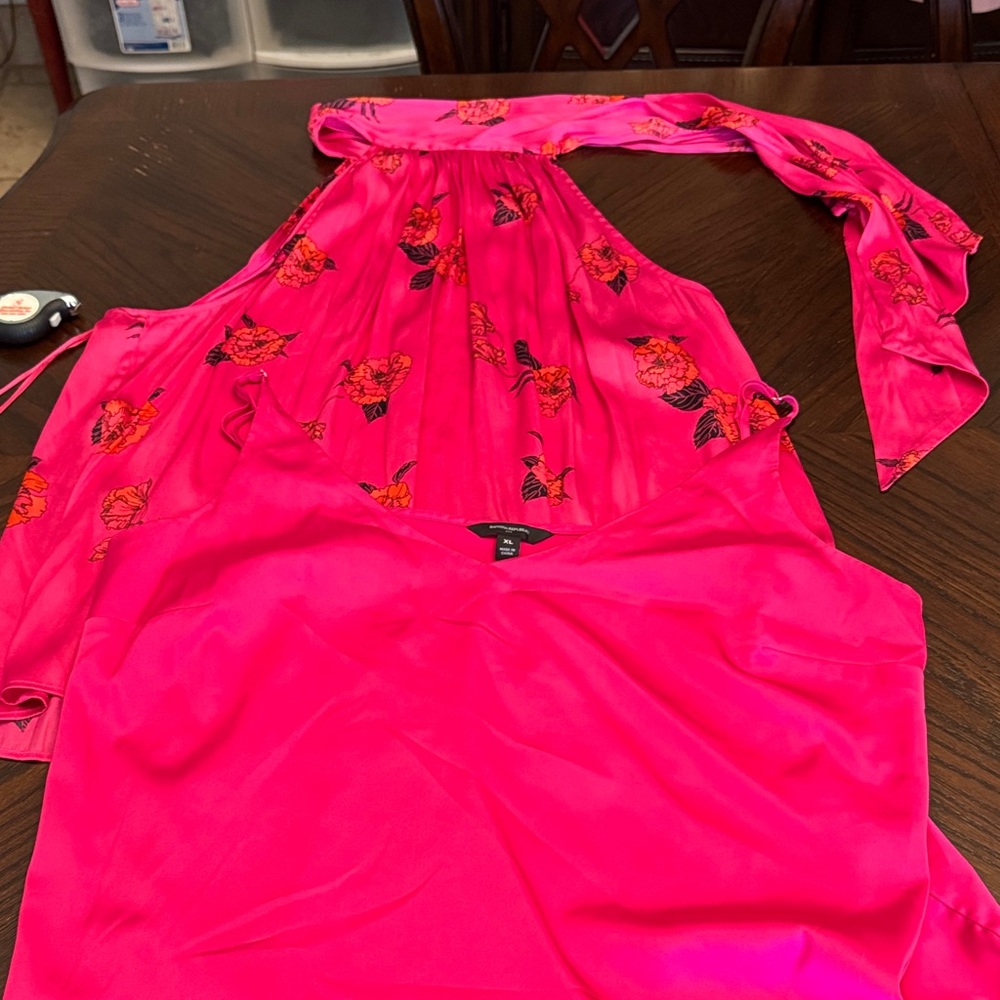 2 banana republic : 1 blouse halter style and one tank with adjustable straps
